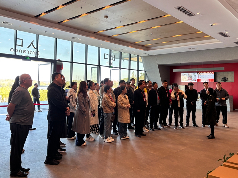 新疆生产建设兵团第六师五家渠市统战对象代表人士铸牢中华民族共同体意识培训班